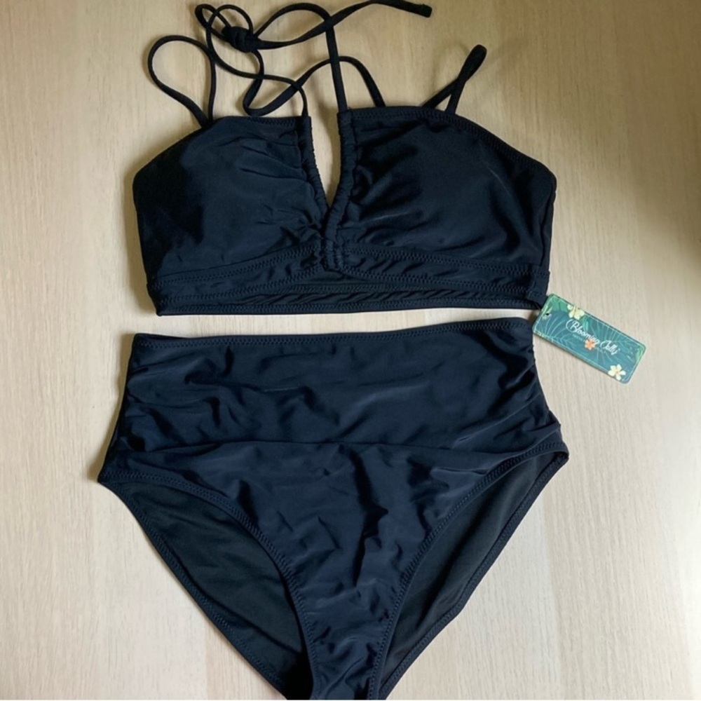 NWT Blooming Jelly Hi-Waist Black Bikini Set, Size Large, Women's Swimwear Set - Picture 1 of 11